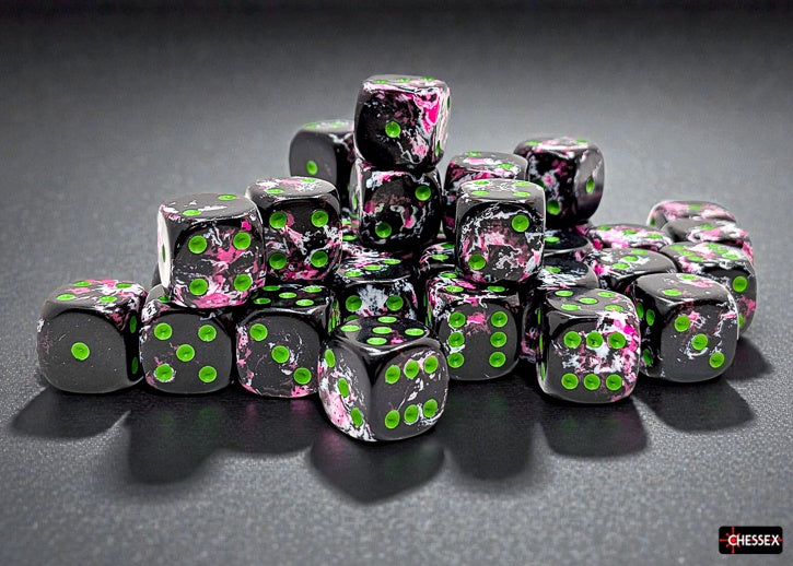 Chessex Brush™ Paintball™/green 12mm Dice Block™ (24814)