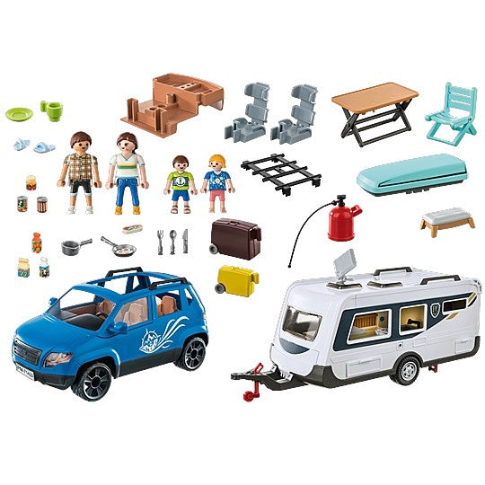 Famille avec voiture et caravane (71423)