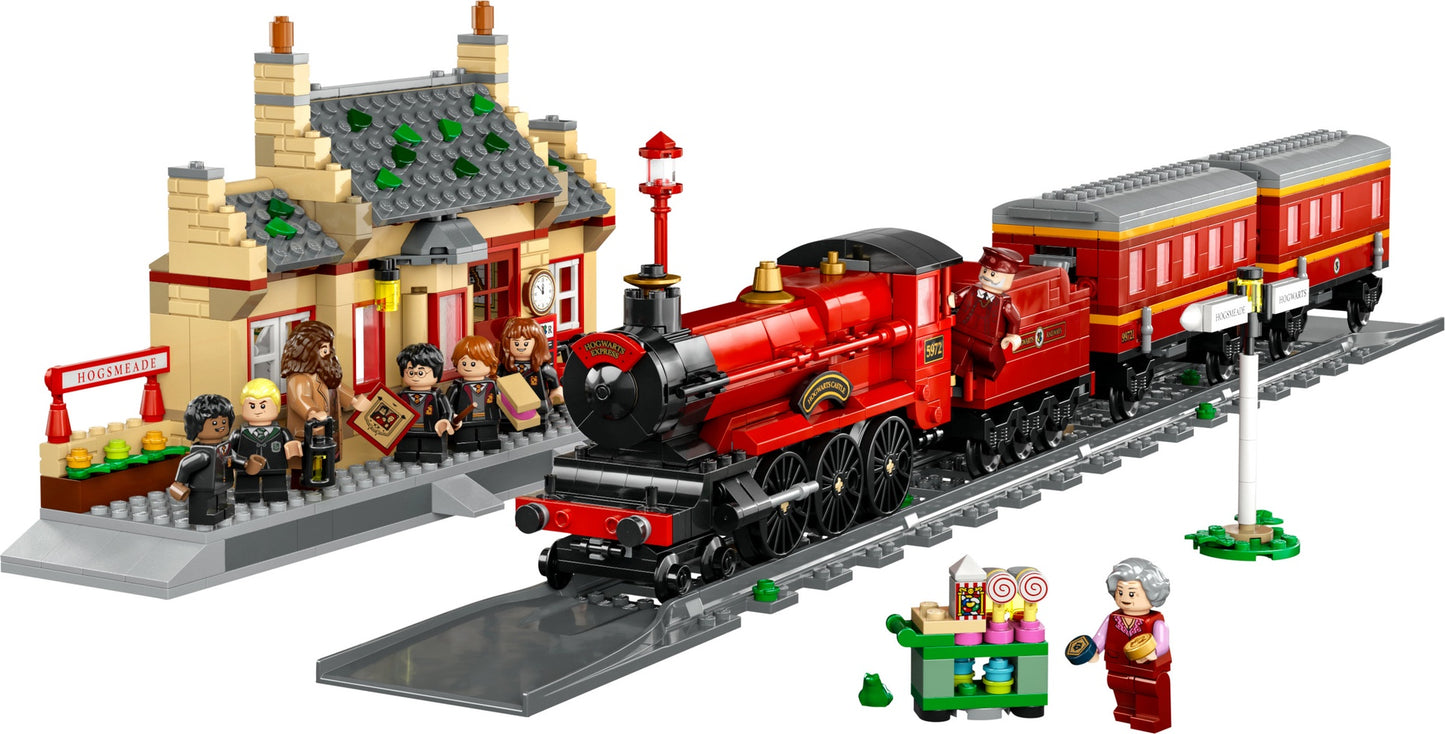 LEGO Hogwarts Express™ & Hogsmeade™ Station (76423)