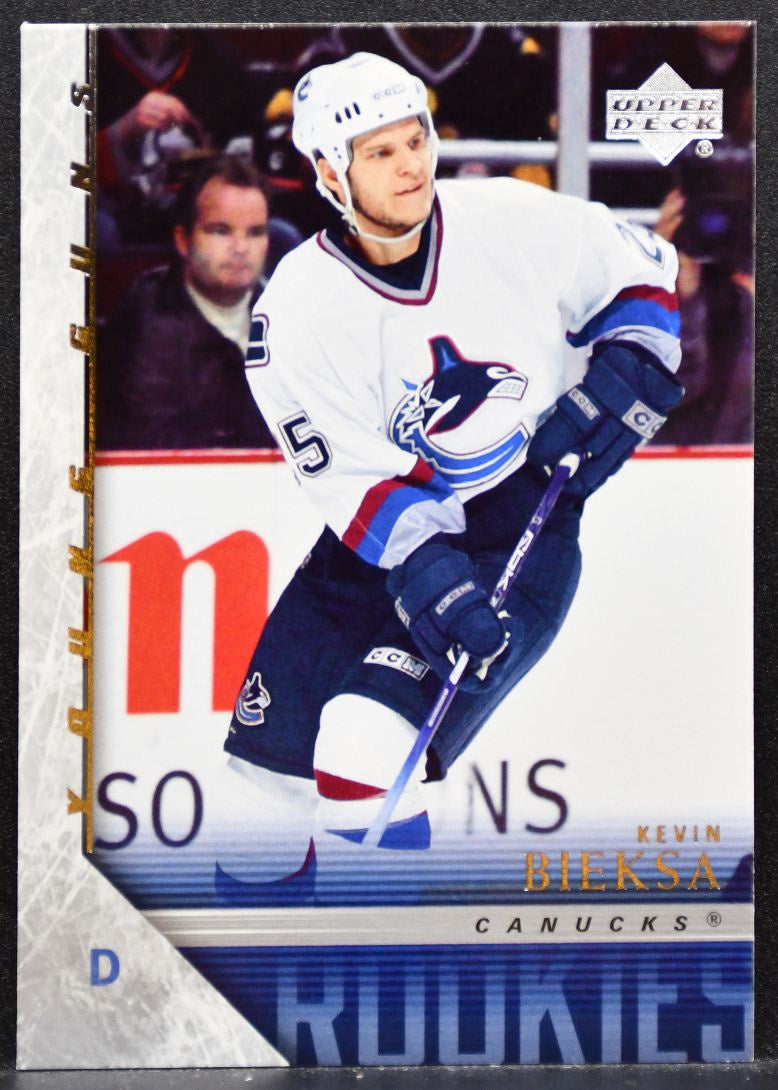 2005-06 Upper Deck Series 2 Young Guns Kevin Bieksa Vancouver Canucks RC 8222