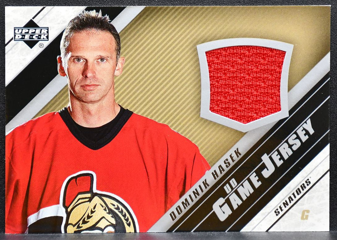 2005-06 Upper Deck Series 1 UD Game Jersey Dominik Hasek Senators Jersey 8650