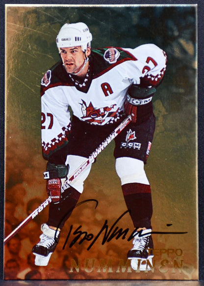 1998-99 Be a Player Autographs Gold Teppo Numminen 106 Phoenix Coyotes Auto 7648