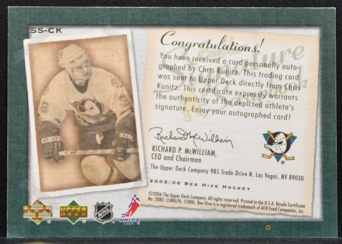 2005-06 UD Bee Hive Signature Scrapbook Chris Kunitz SS-CK Ducks Auto 0147
