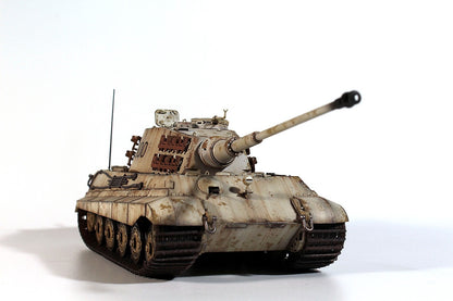 ICM 1/35 Pz.Kpfw.VI Ausf.B King Tiger with Henschel Turret (late production), WWII German Heavy Tank