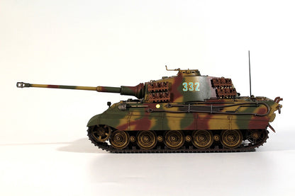ICM 1/35 Pz.Kpfw.VI Ausf.B King Tiger with Henschel Turret (late production), WWII German Heavy Tank