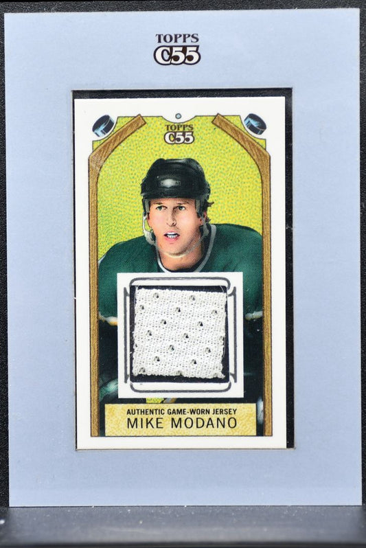 2003-04 Topps C55 Relics Mike Modano TR-MM Dallas Stars Jersey 8792