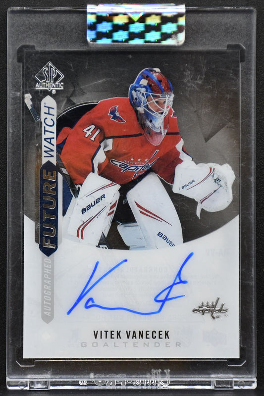 2022-23 Upper Deck Clear Cut Future Watch Auto Vitek Vanecek RA-VV RC Auto 0848