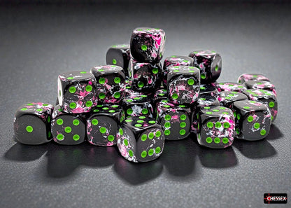 Chessex Brush™ Paintball™/green 12mm Dice Block™ (24814)