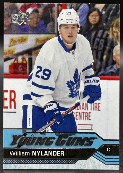 2016-17 UD Young Guns Young Guns William Nylander 249 Toronto Maple Leafs RC