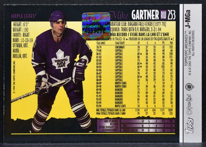 2001-02 Topps / O-Pee-Chee Archives Relics Mike Gartner Maple Leafs Jersey 2882