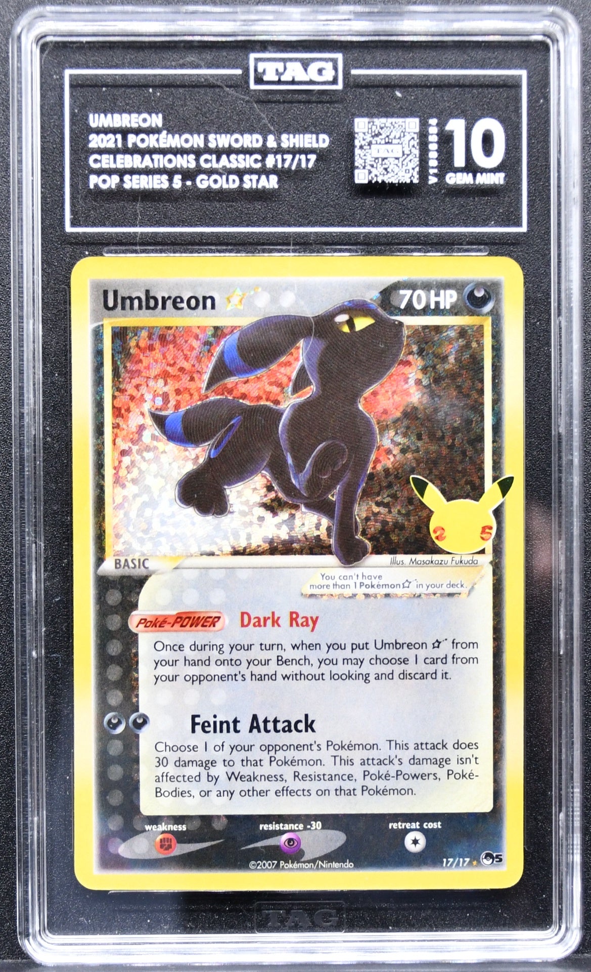 Pokémon Celebrations: Classic Collection Umbreon Gold Star 17/17 Holofoil TAG 10