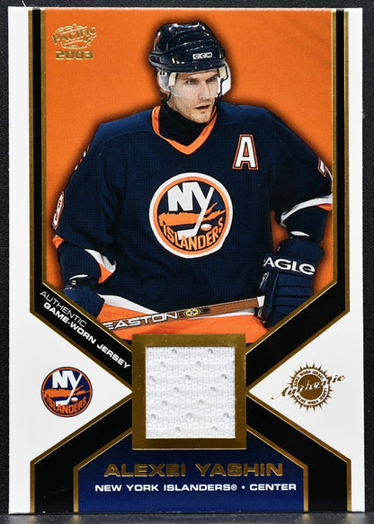2002-03 Pacific Jersey Alexei Yashin 33 New York Islanders Jersey 3445