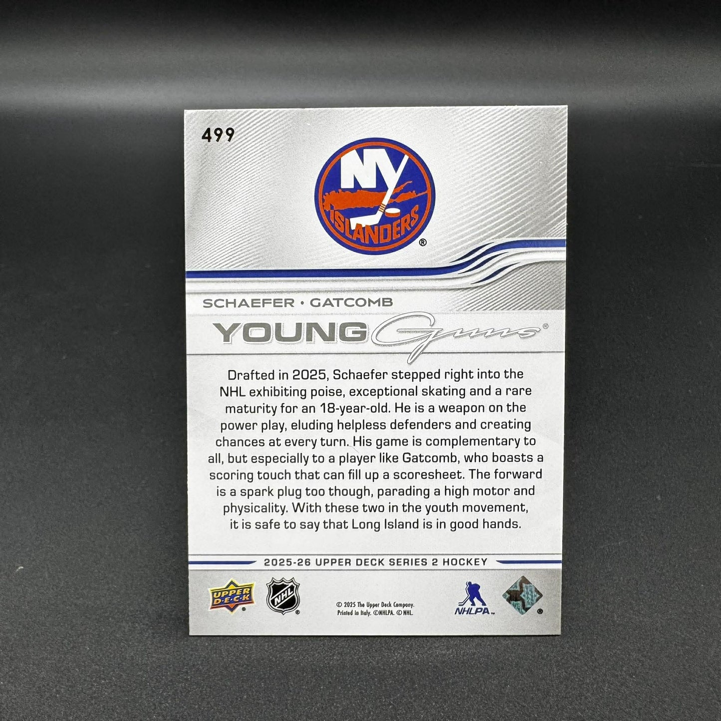 2025-26 UD Young Guns Matthew Schaefer - Gatcomb 499 Teammates RC Good