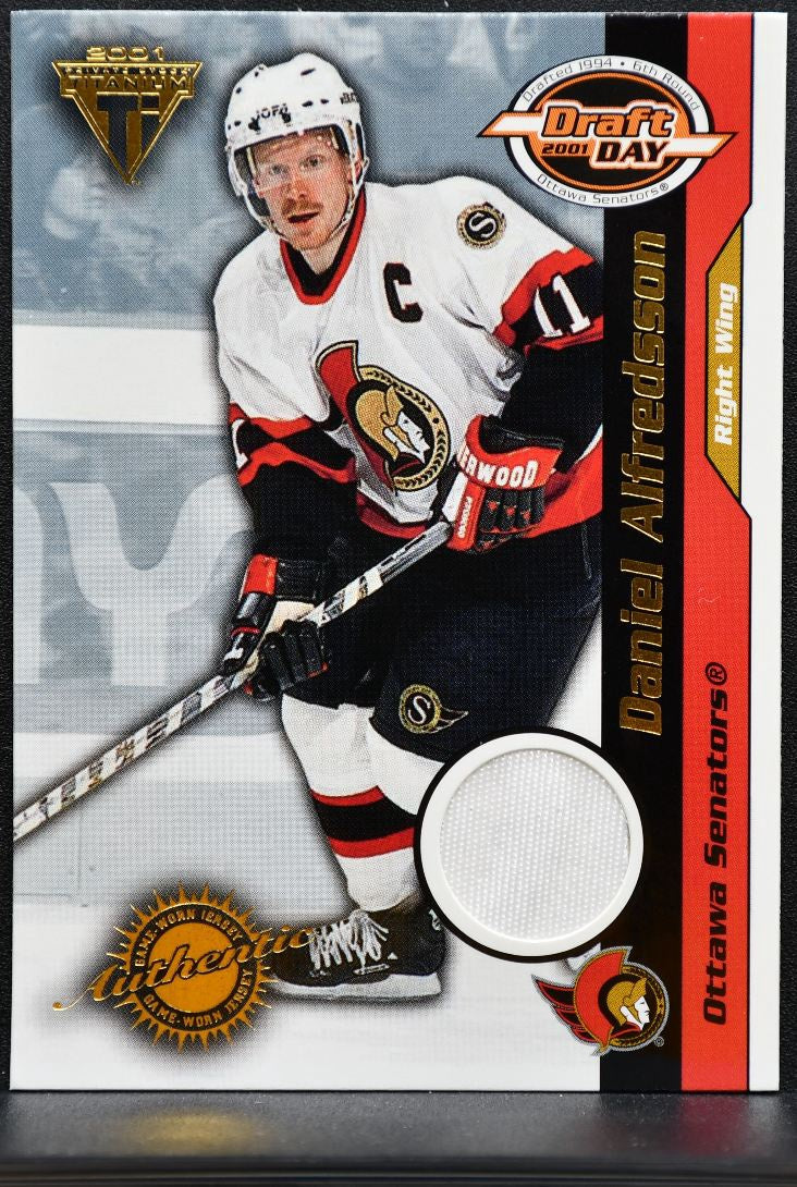 2000-01 Pacific Private Stock Titanium Draft Day Alfredsson /520 Jersey 0314