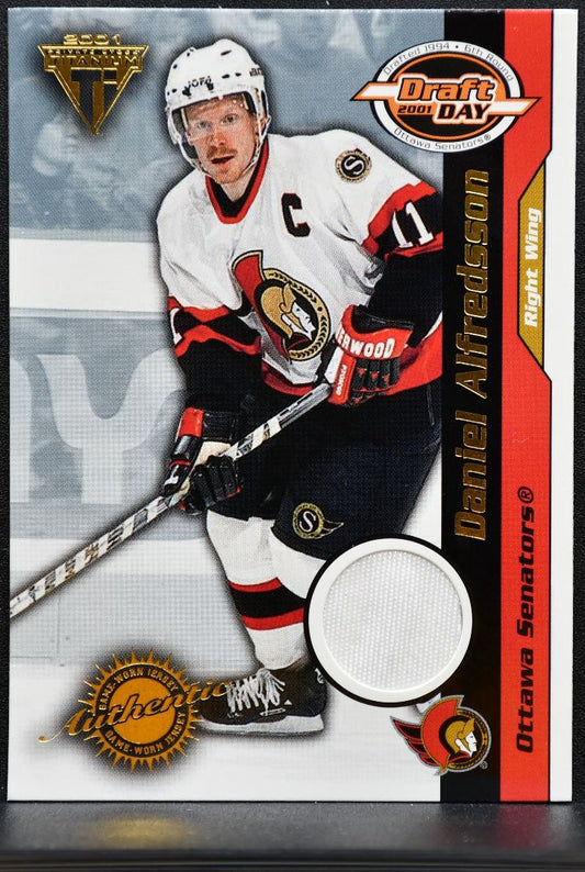 2000-01 Pacific Private Stock Titanium Draft Day Alfredsson /520 Jersey 0314