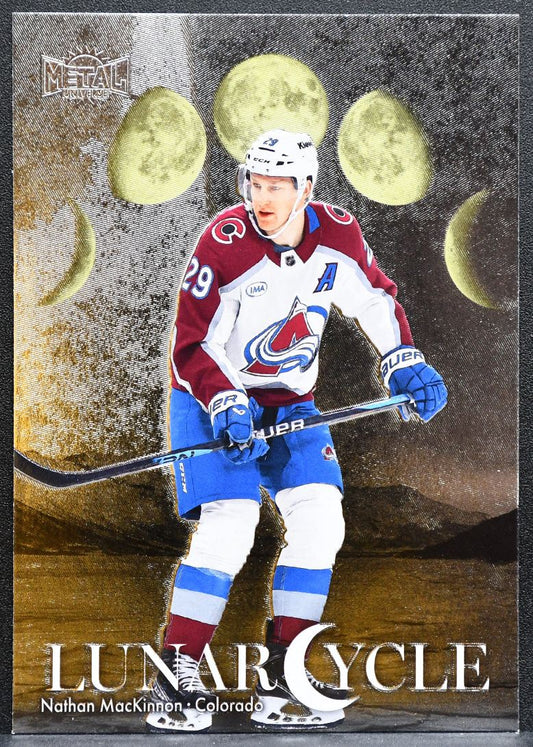 2025-26 SkyBox Metal Universe Lunar Cycle Nathan MacKinnon LC-18 Avalanche 9713