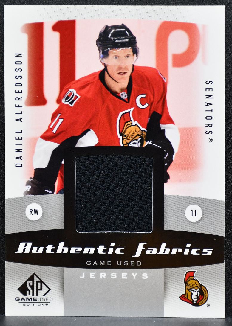 2010-11 SP Game Used Authentic Fabrics Daniel Alfredsson Senators Jersey 0806