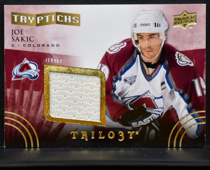 2014-15 UD Trilogy Tryptichs Jersey Joe Sakic Avalanche 563/600 Jersey 6774