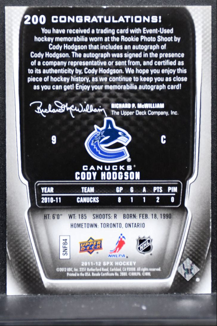 2011-12 SPx Rookie Jersey Auto Cody Hodgson RC Auto Jersey 3841
