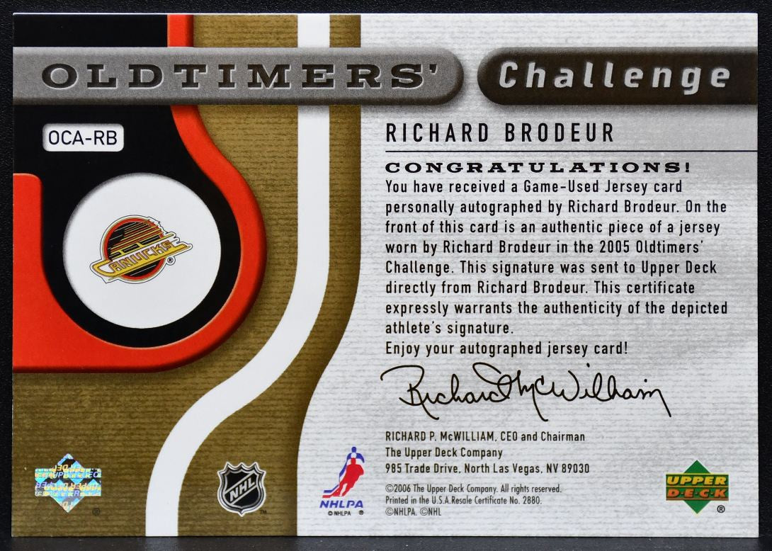 2005-06 SP Game Used Old Brodeur Canucks Auto 073/100 Jersey 2995
