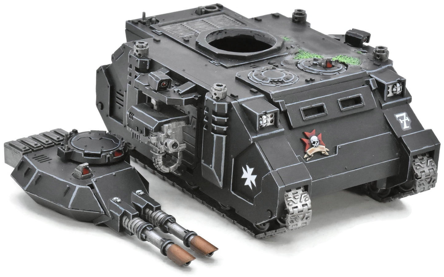 CHAOS SPACE MARINES Predator Tank #1 WELL PAINTED Black Templars 40K 7566