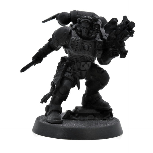 SPACE MARINES Lieutenant In Reiver Armour #1 Warhammer 40K 0219