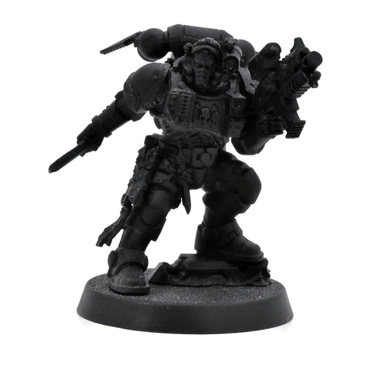 SPACE MARINES Lieutenant In Reiver Armour #1 Warhammer 40K 0219