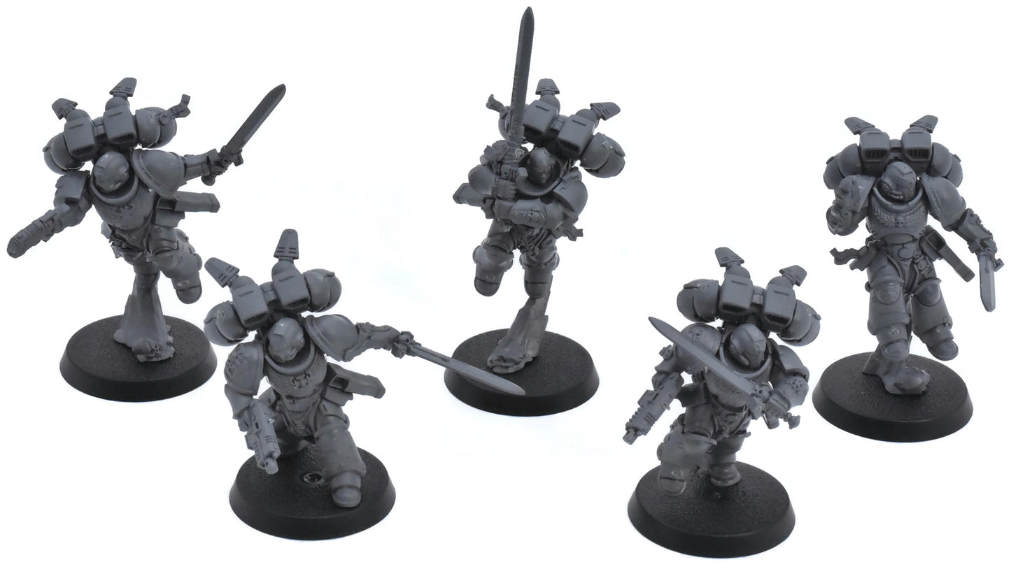 SPACE MARINES 5 Vanguard Veterans With Jump Pack Armageddon 40K Assembled