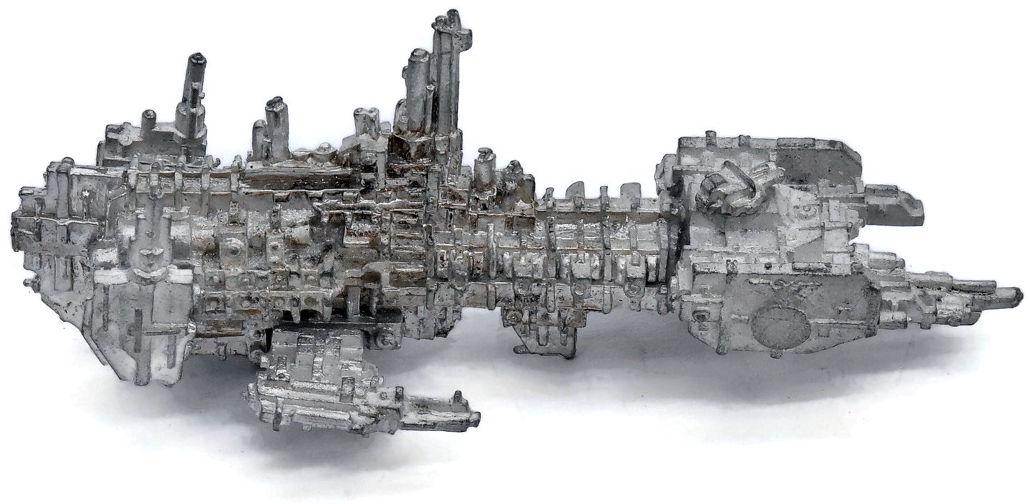 BATTLEFLEET GOTHIC Strike Cruiser #1 Battlefleet Gothic 1337
