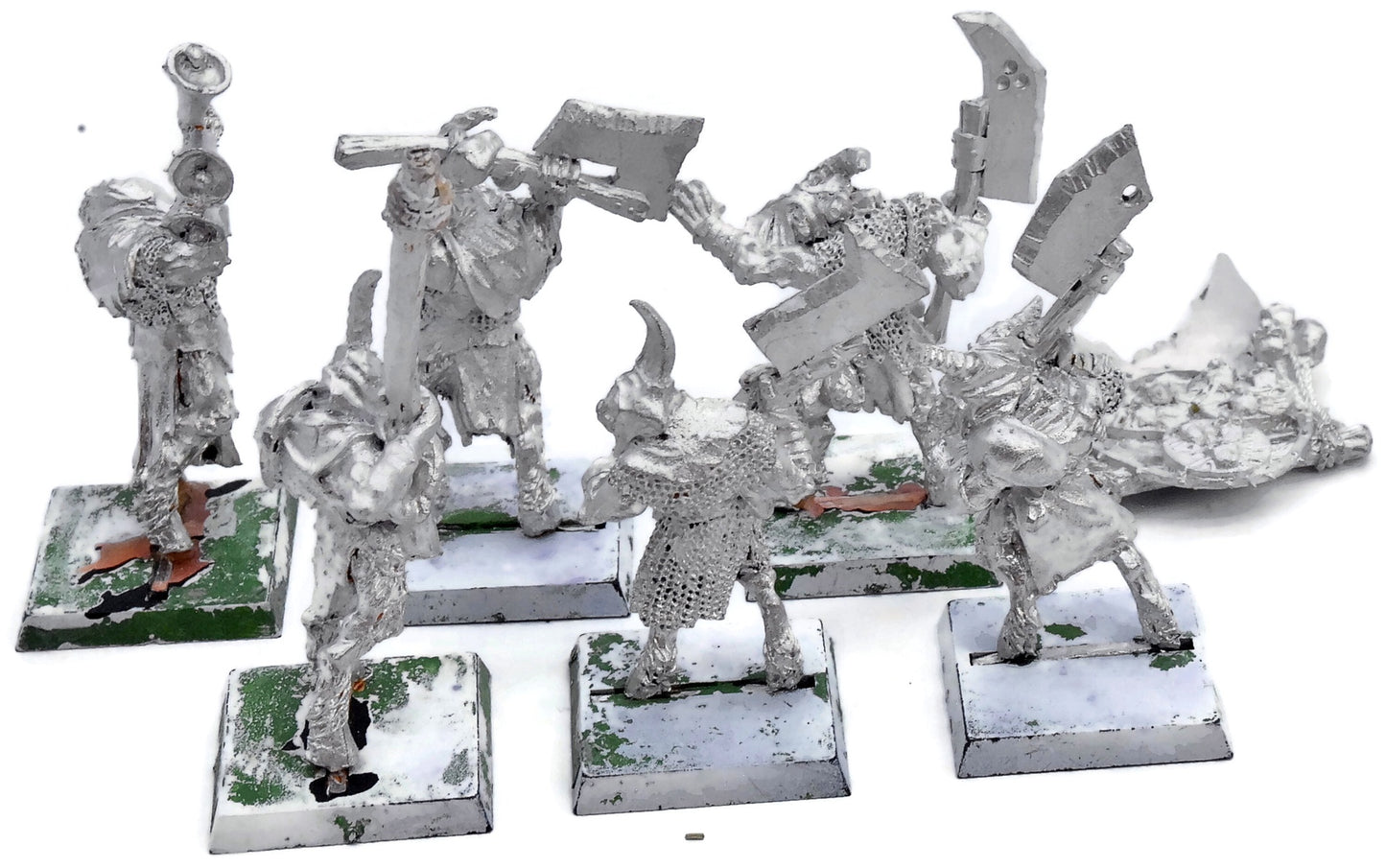BEASTMEN BRAYHERDS 6 Pestigors #1 METAL commande 6307