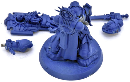 SPACE MARINES Captain With Relic Shield #1 Warhammer 40K 1849