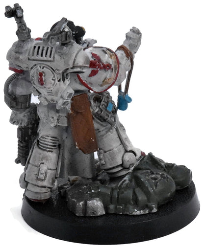 DARK ANGELS Apothecary Biologis converted #1 Warhammer 40K 7175