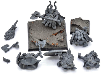 DWARFS Dwarf Lord With Shieldbearers #1 Warhammer Fantasy 3300