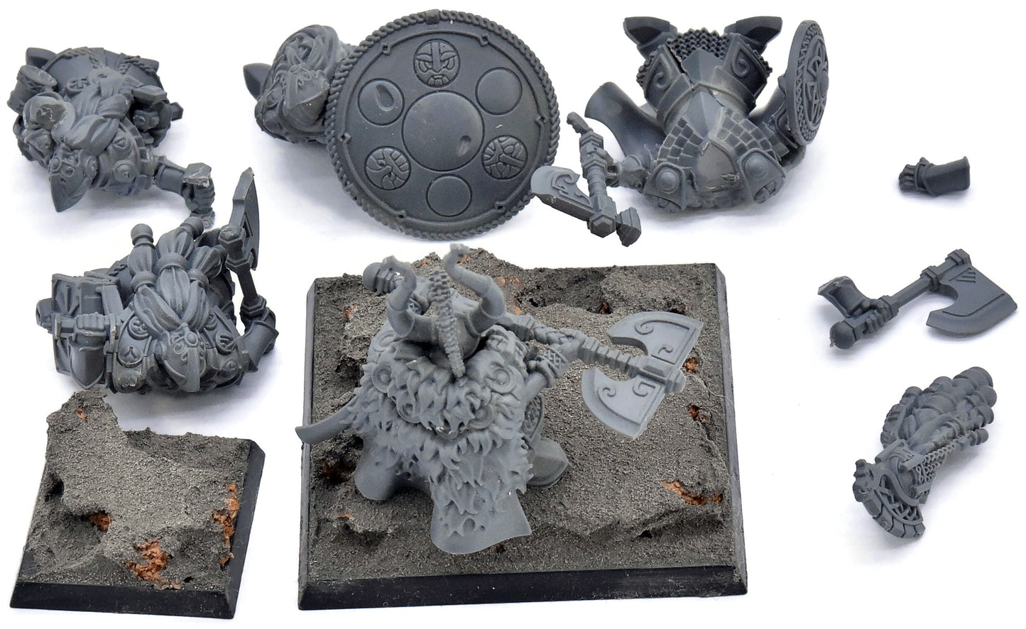 DWARFS Dwarf Lord With Shieldbearers #1 Warhammer Fantasy 3300