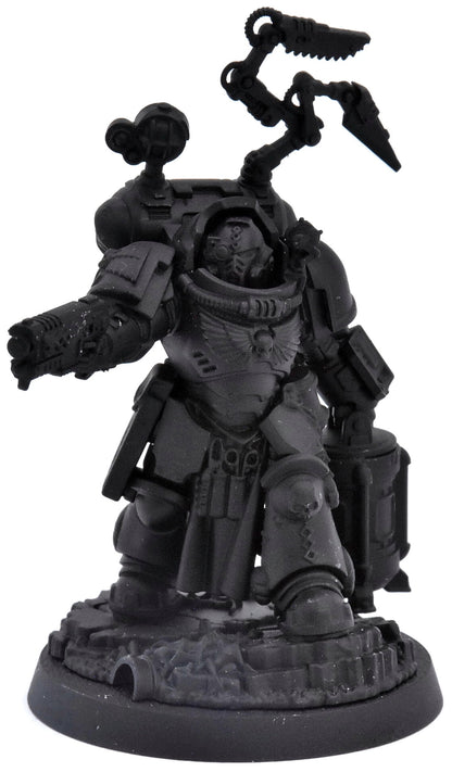 SPACE MARINES Apothecary Biologis #1 Warhammer 40K 8480