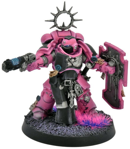 SPACE MARINES Lieutenant With Relic Shield #2 Warhammer 40K 6745