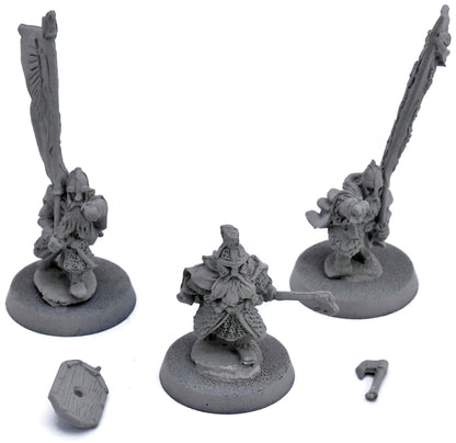 LOTR 3 Dwarf's champion #1 FINECAST, INCOMPLETE Missing 1 shield 1815