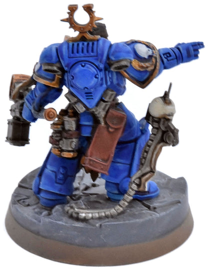 SPACE MARINES Ultramarines Ferren Areios #1 PRO PAINTED Warhammer 40K 1969