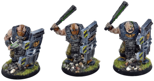 ASTRA MILITARUM 3 Auxilla Bullgryns #1 Warhammer 40K 0698