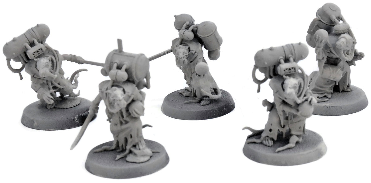 SKAVEN 5 Acolyte Globadiers #2 Warhammer Fantasy 4585