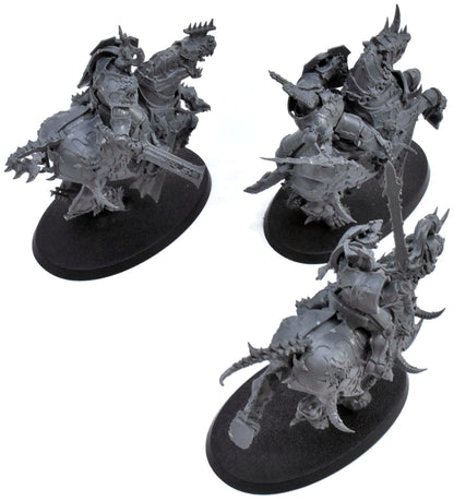SLAVES TO DARKNESS 3 Varanguard #1 Sigmar 8011