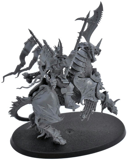 SLAVES TO DARKNESS Eternus Blade Of The First Prince #1 Sigmar 8134