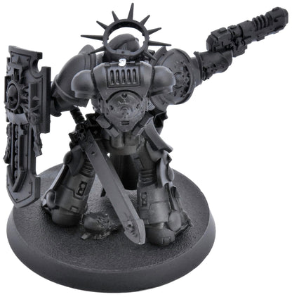 SPACE MARINES Lieutenant with Storm Shield #1 Warhammer 40K 8572