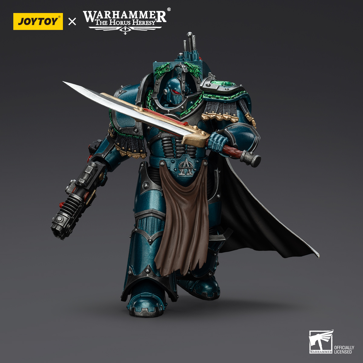 Alpha Legion Legion Praetor in Cataphractii Terminator Armour