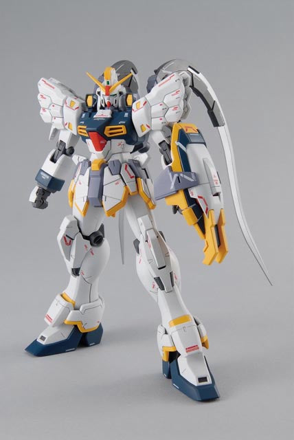 Bandai MG Gundam Sandrock EW 1/100