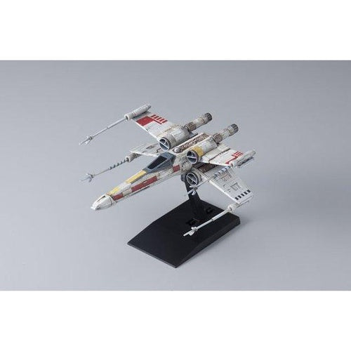 Bandai Star Wars VEHICLE MODEL 002 X-WING STARFIGHTER