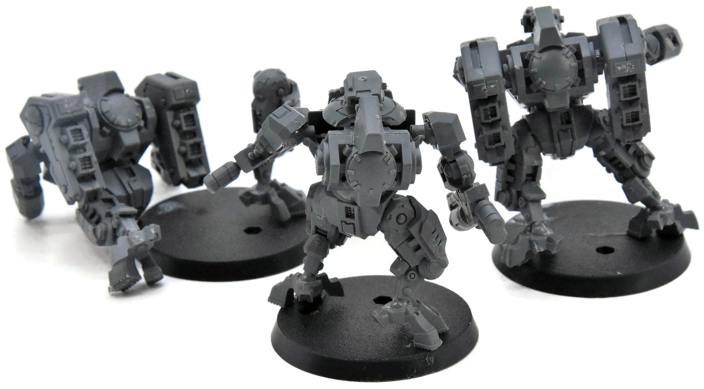 TAU EMPIRE 3 Xv8 Crisis Battlesuits #1 Warhammer 40K