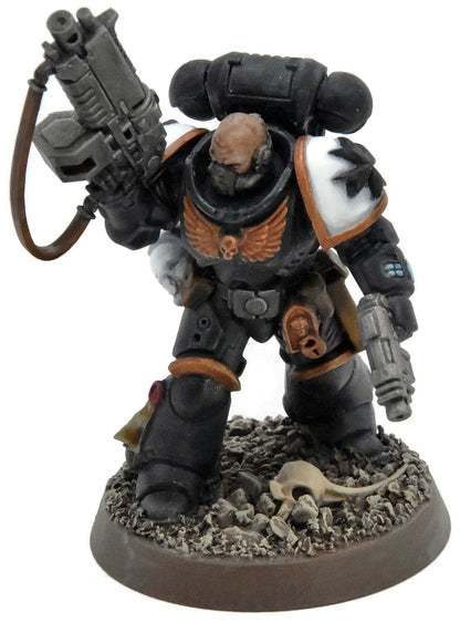 SPACE MARINES Lieutenant #2 WELL PAINTED Warhammer 40K Black Templars