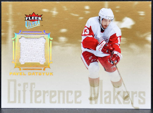 2005-06 Fleer Ultra Difference Makers Jersey Pavel Datsyuk Red Wings Jersey 8679