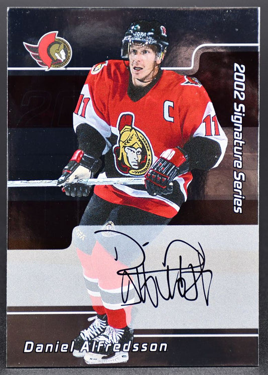 2002-03 In The Game Signature Series Daniel Alfredsson 191 Auto